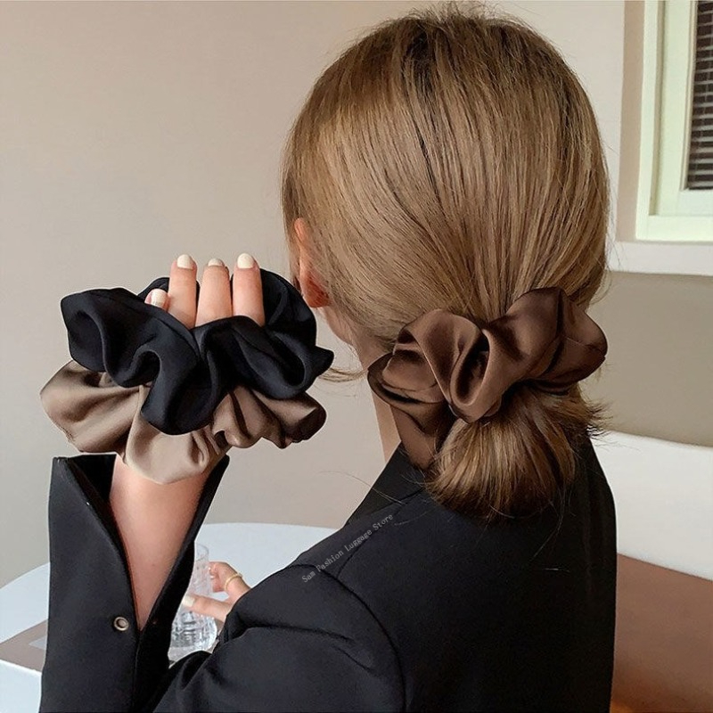 Vintage Silk Hair Scrunchies E - Silk Tie Striped บทวิจารณ์และราคา
