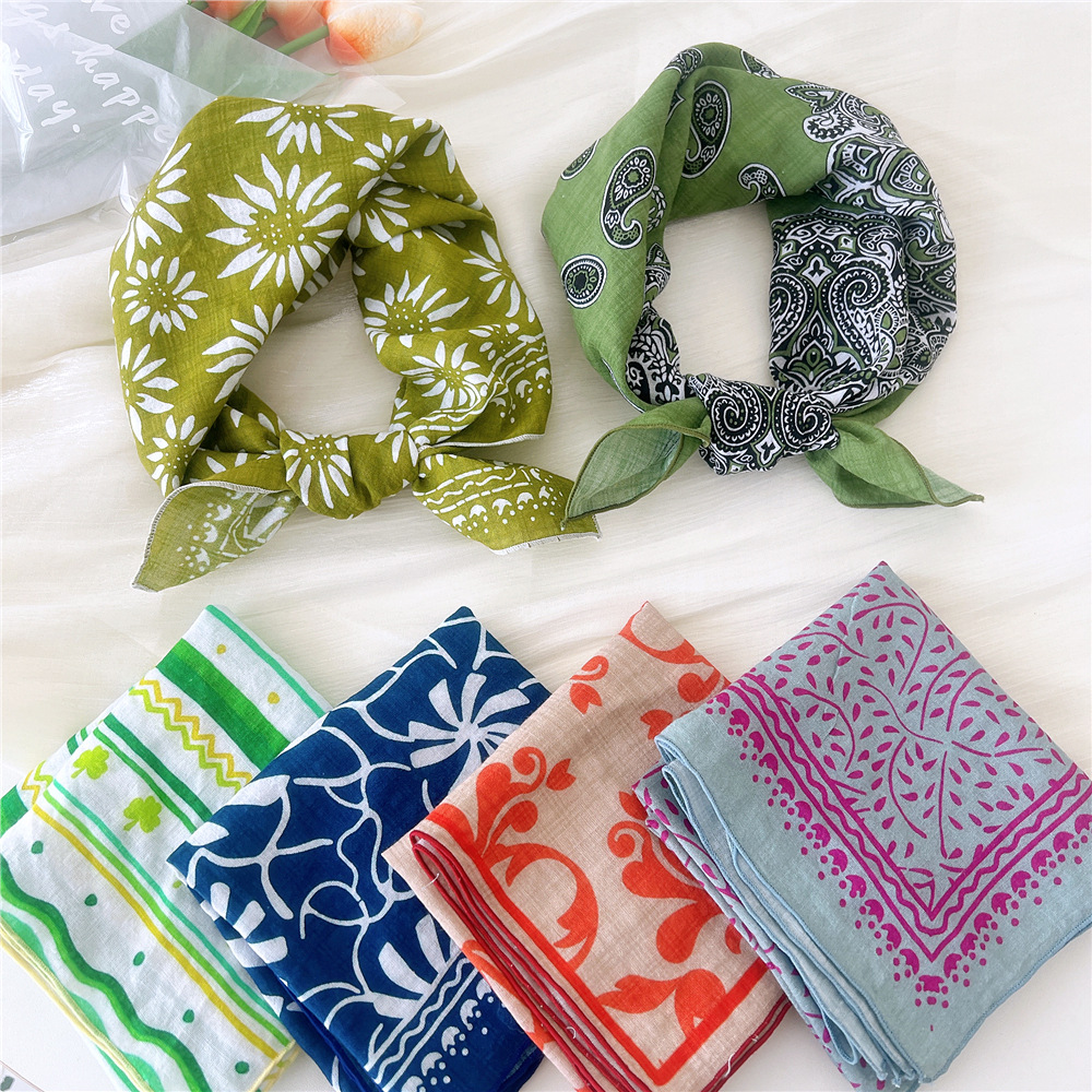 Luxury Floral Print Cotton Lin - Ascot Neck Scarf บทวิจารณ์และราคา