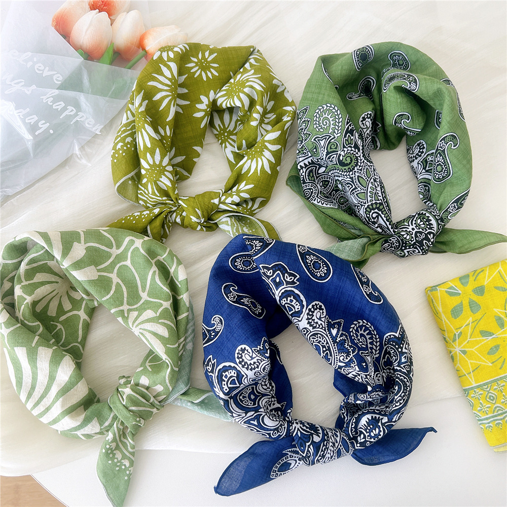 Luxury Floral Print Cotton Lin - Ascot Neck Scarf บทวิจารณ์และราคา